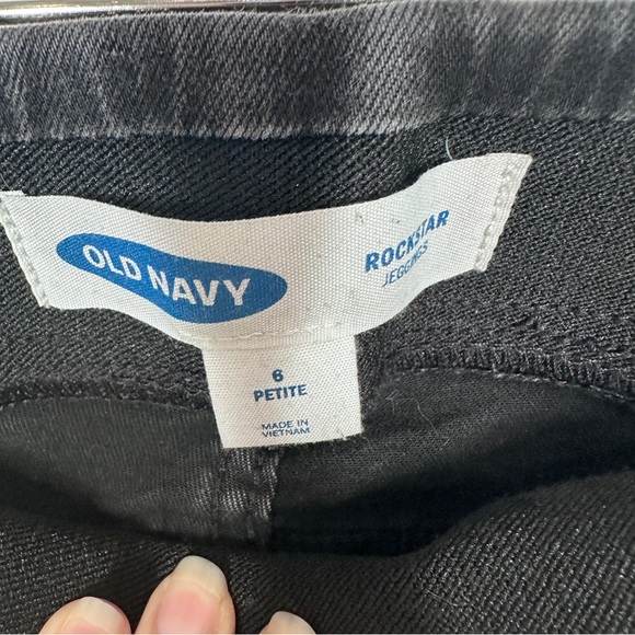 Old Navy Black Rockstar Jeggings 6 Petite Distressed Pull On - Picture 5 of 7